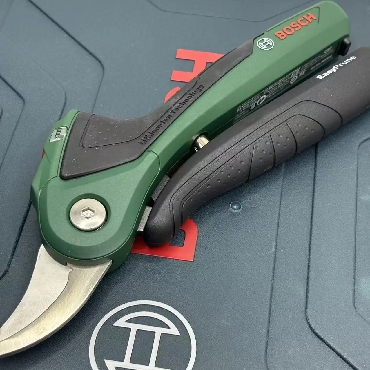 Bosch 3.6V Cordless Smart Prun - Smart Garden Usa 评论和价格